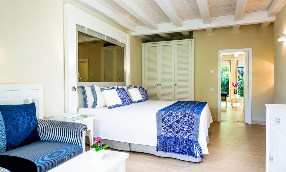 Forte Village Resort - Bouganville Santa Margherita di Pula Esterno foto